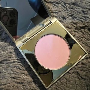 Stila soft glow powder blush